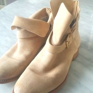 Michael kors suede boots